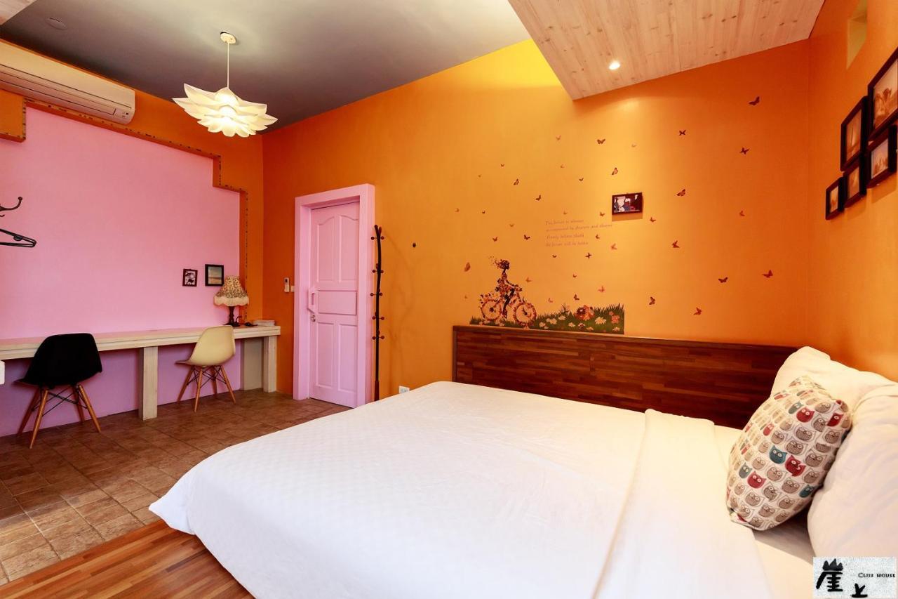 崖上民宿 Cliff House B&B Фенгбин Екстериор снимка