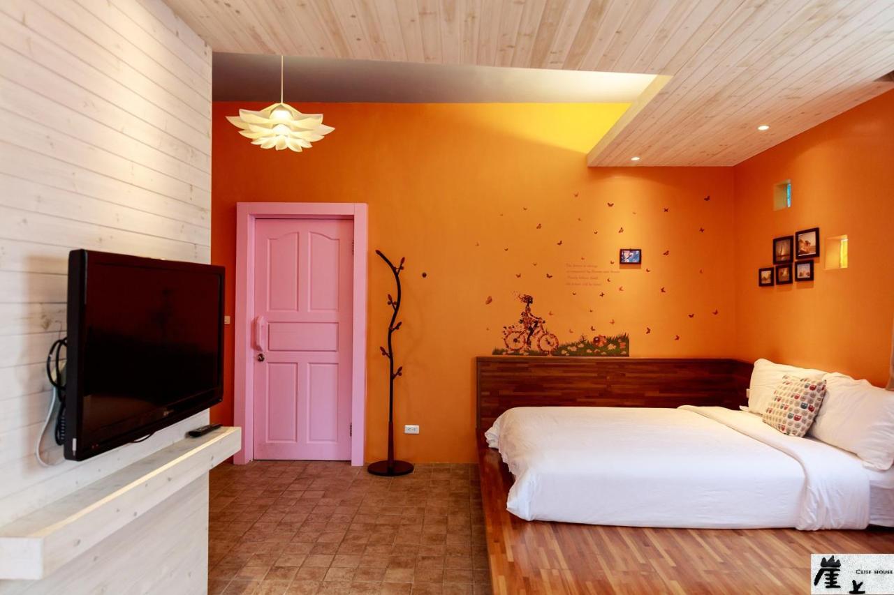 崖上民宿 Cliff House B&B Фенгбин Екстериор снимка